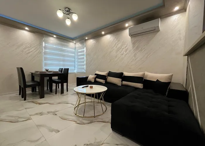 Apartment Small Flat - Walk To Station & Cathedral Varna